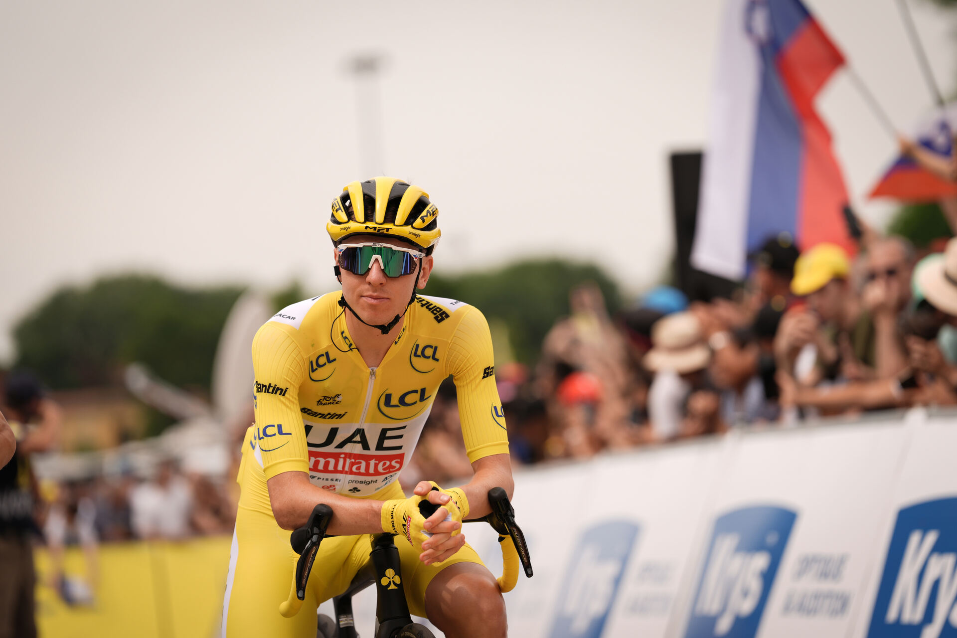 Cycling rider in leader jersey